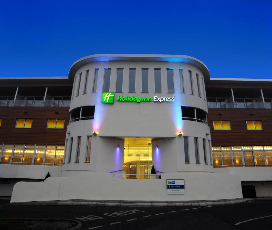 Holiday Inn Express Crewe, An Ihg Hotel Екстер'єр фото
