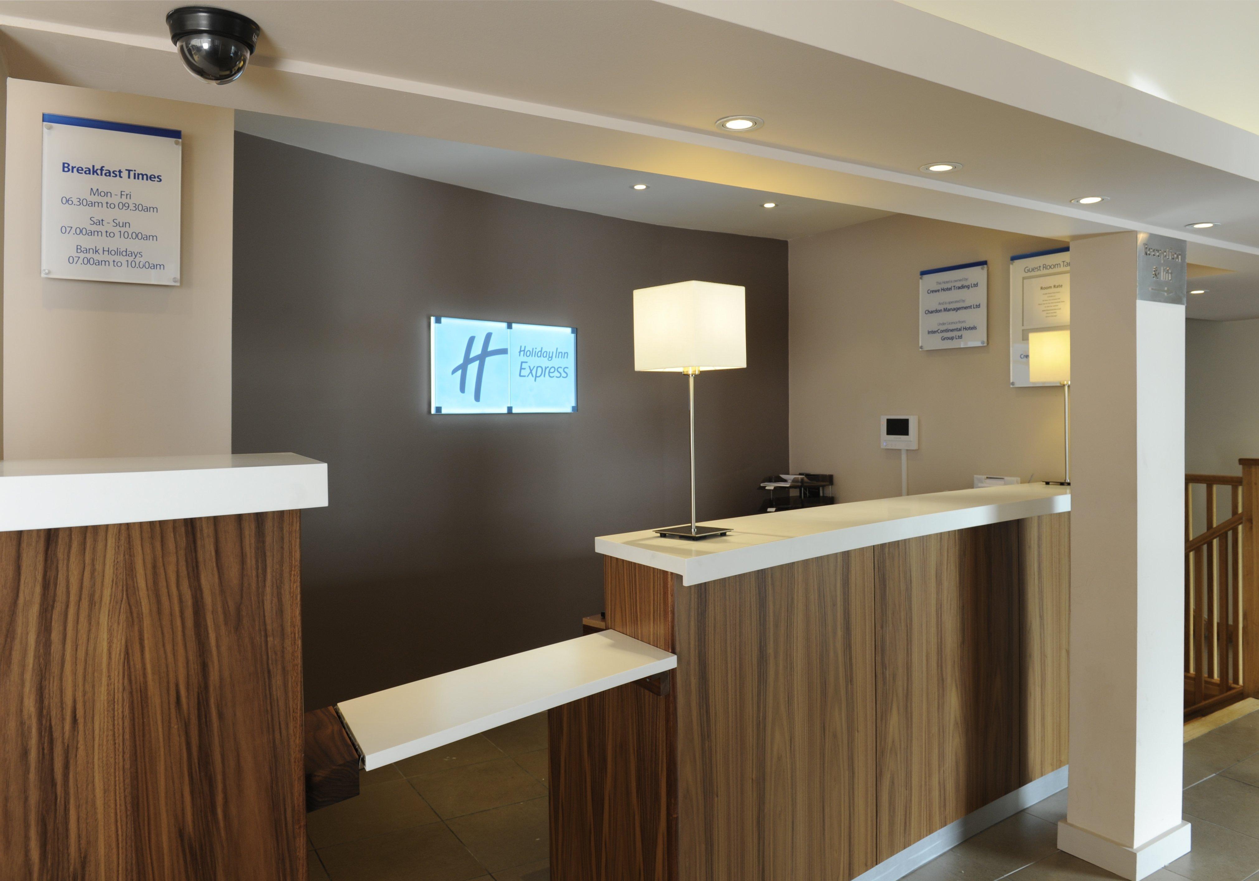 Holiday Inn Express Crewe, An Ihg Hotel Екстер'єр фото